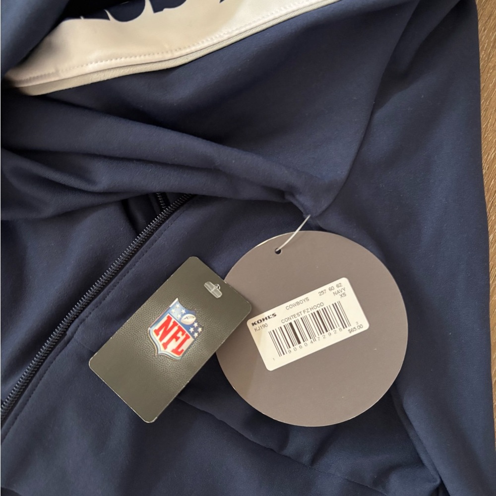 Dallas Cowboys Zip Up Hoodie - Picture 3 of 3